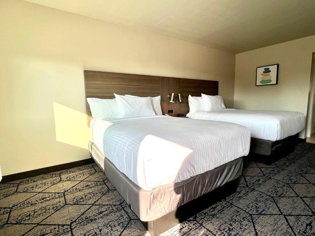 Ramada By Wyndham Modesto Yosemite Area Otel Dış mekan fotoğraf