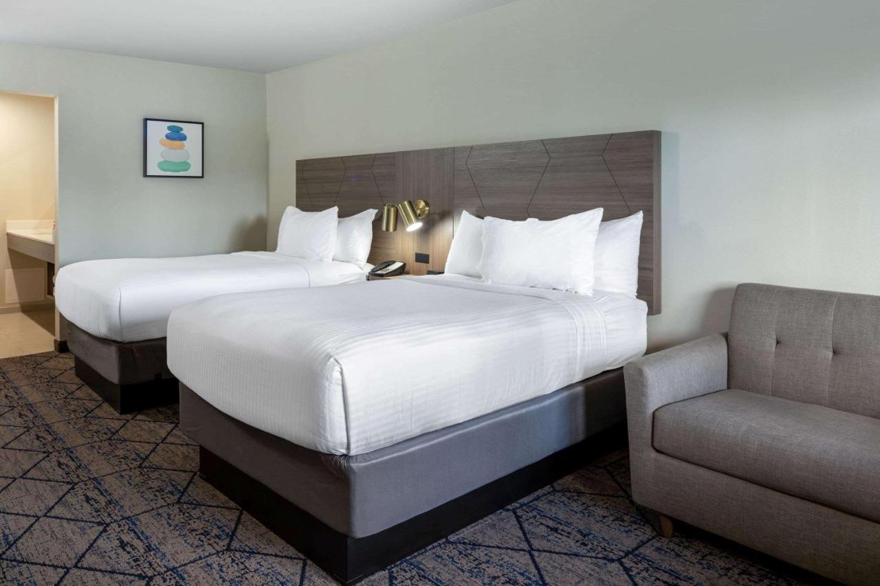 Ramada By Wyndham Modesto Yosemite Area Otel Dış mekan fotoğraf