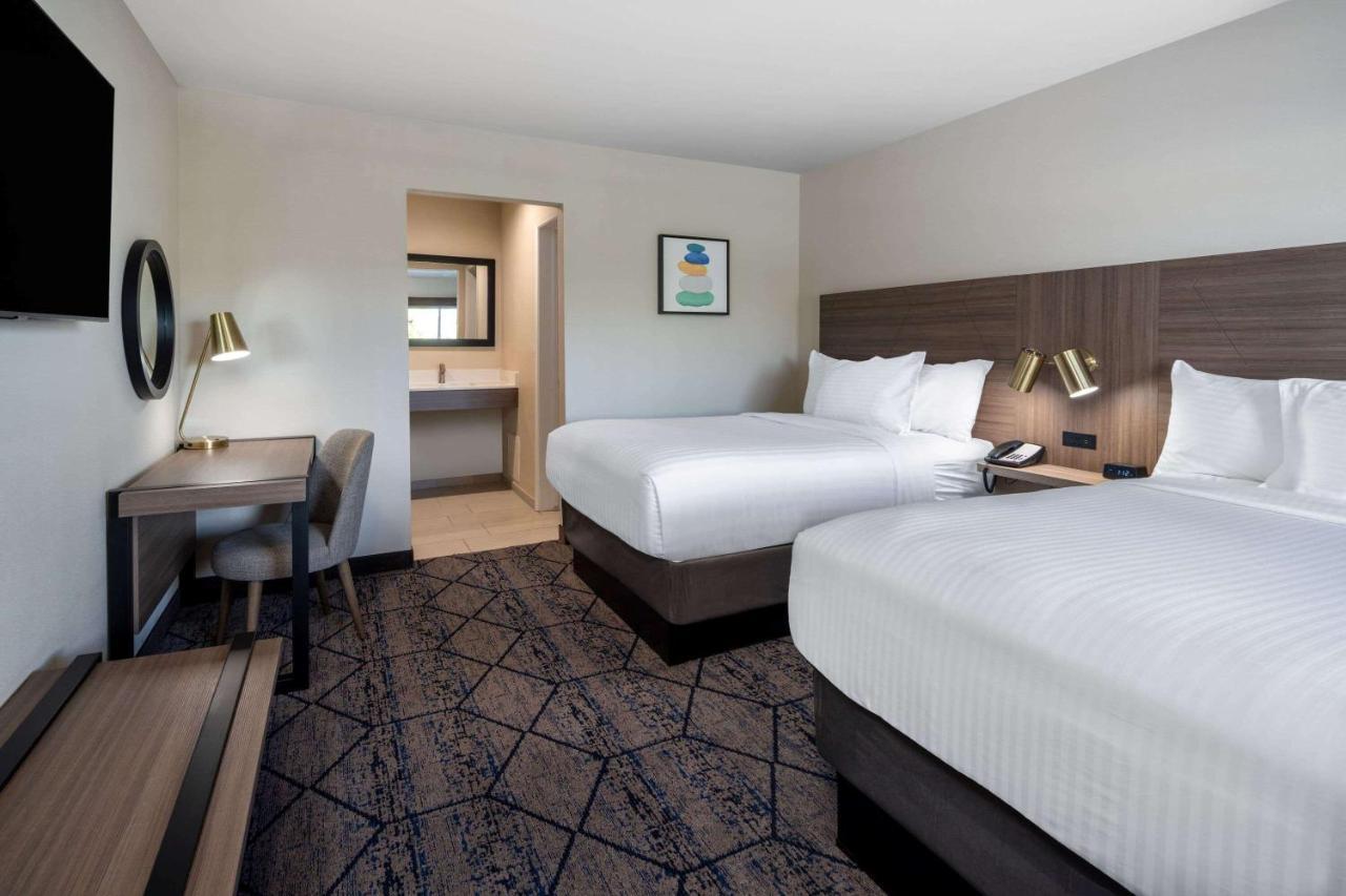 Ramada By Wyndham Modesto Yosemite Area Otel Dış mekan fotoğraf